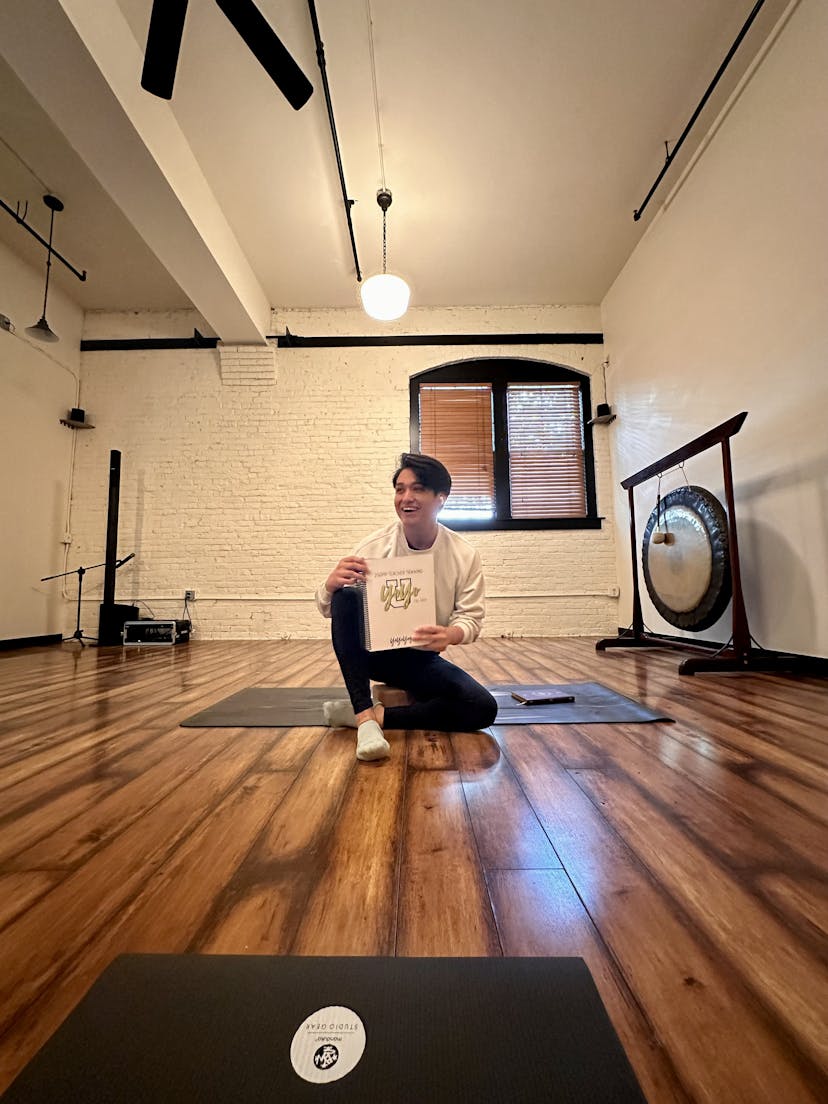 Lauro Silva - 200-Hour Yoga Teacher Training
